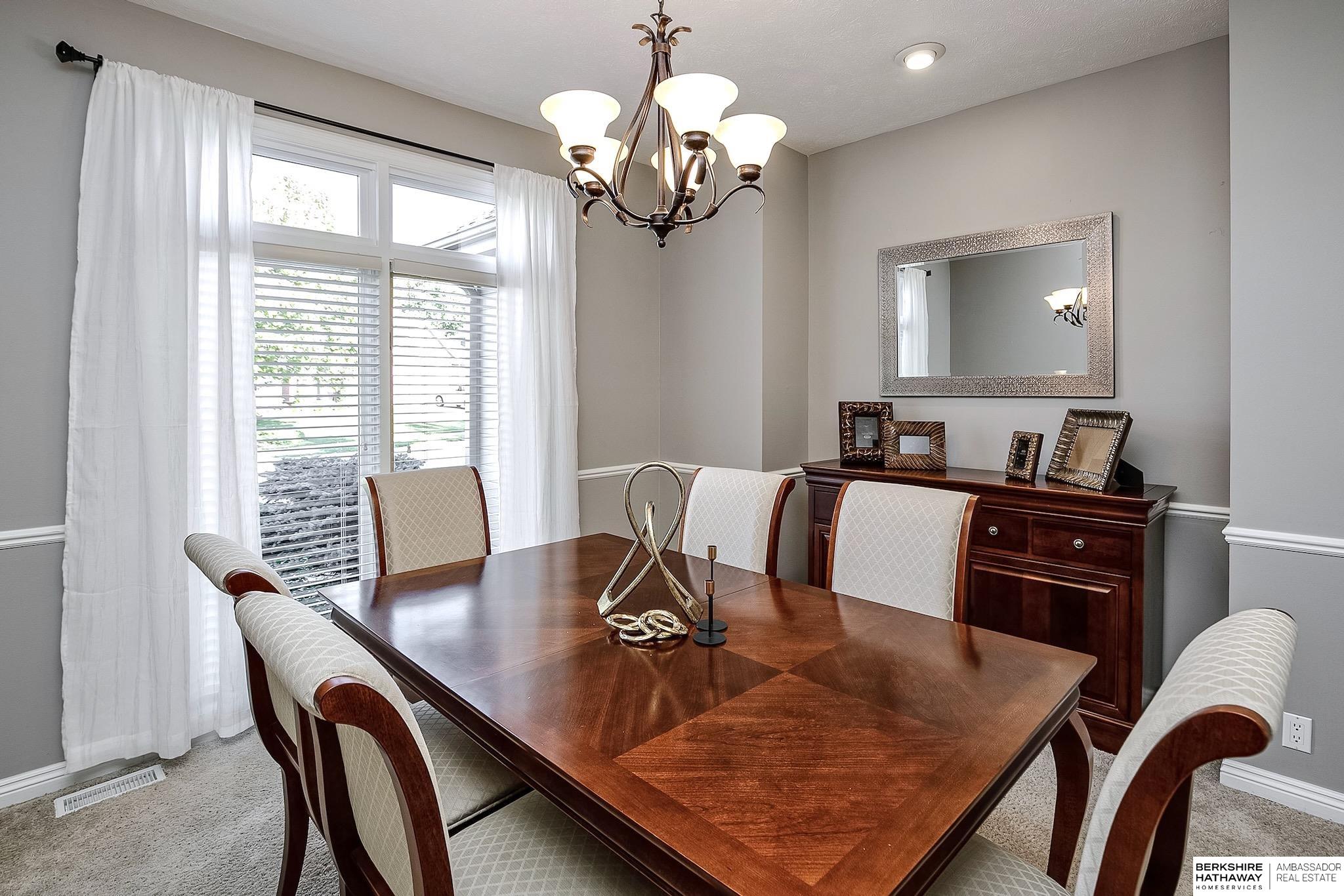 Omaha, Nebraska 68116, United States, 5 Bedrooms Bedrooms, ,4 BathroomsBathrooms,Residential,Active,220771