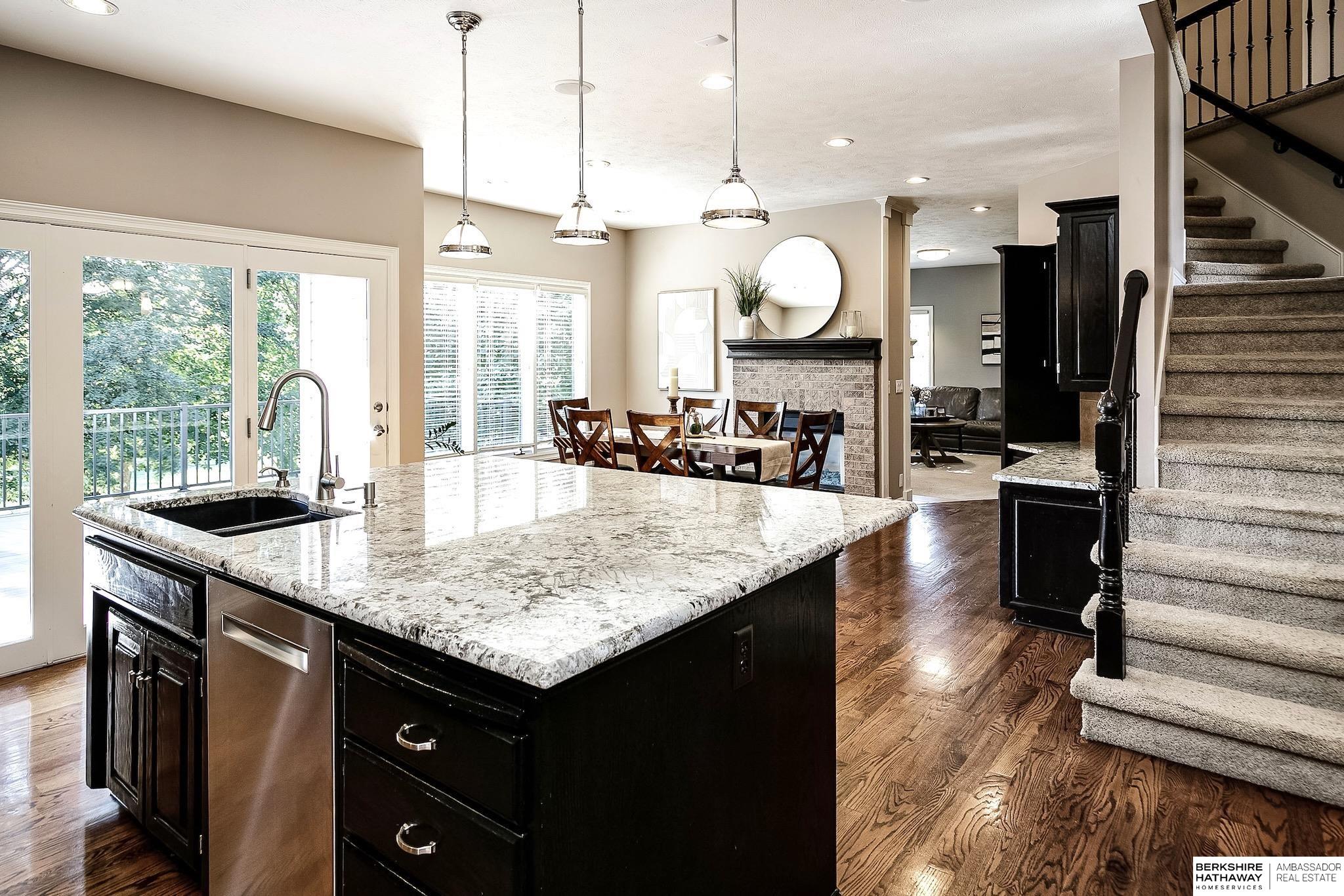 Omaha, Nebraska 68116, United States, 5 Bedrooms Bedrooms, ,4 BathroomsBathrooms,Residential,Active,220771