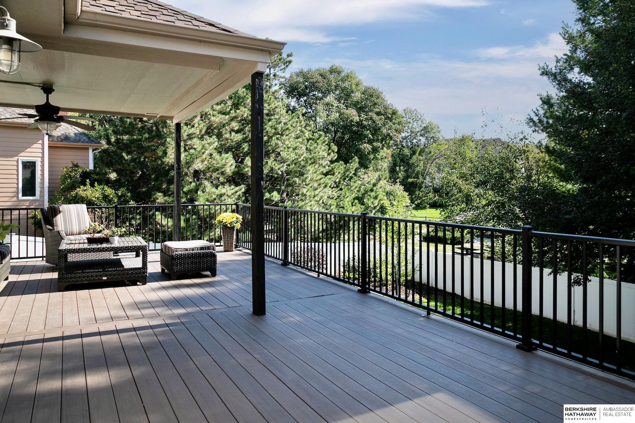 Omaha, Nebraska 68116, United States, 5 Bedrooms Bedrooms, ,4 BathroomsBathrooms,Residential,Active,220771