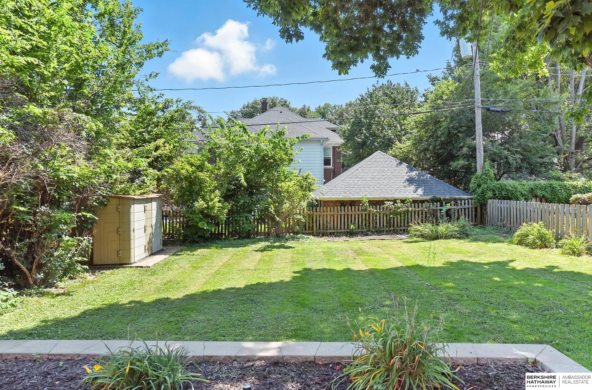 Omaha, Nebraska 68132, United States, 3 Bedrooms Bedrooms, ,2 BathroomsBathrooms,Residential,Pending,182905