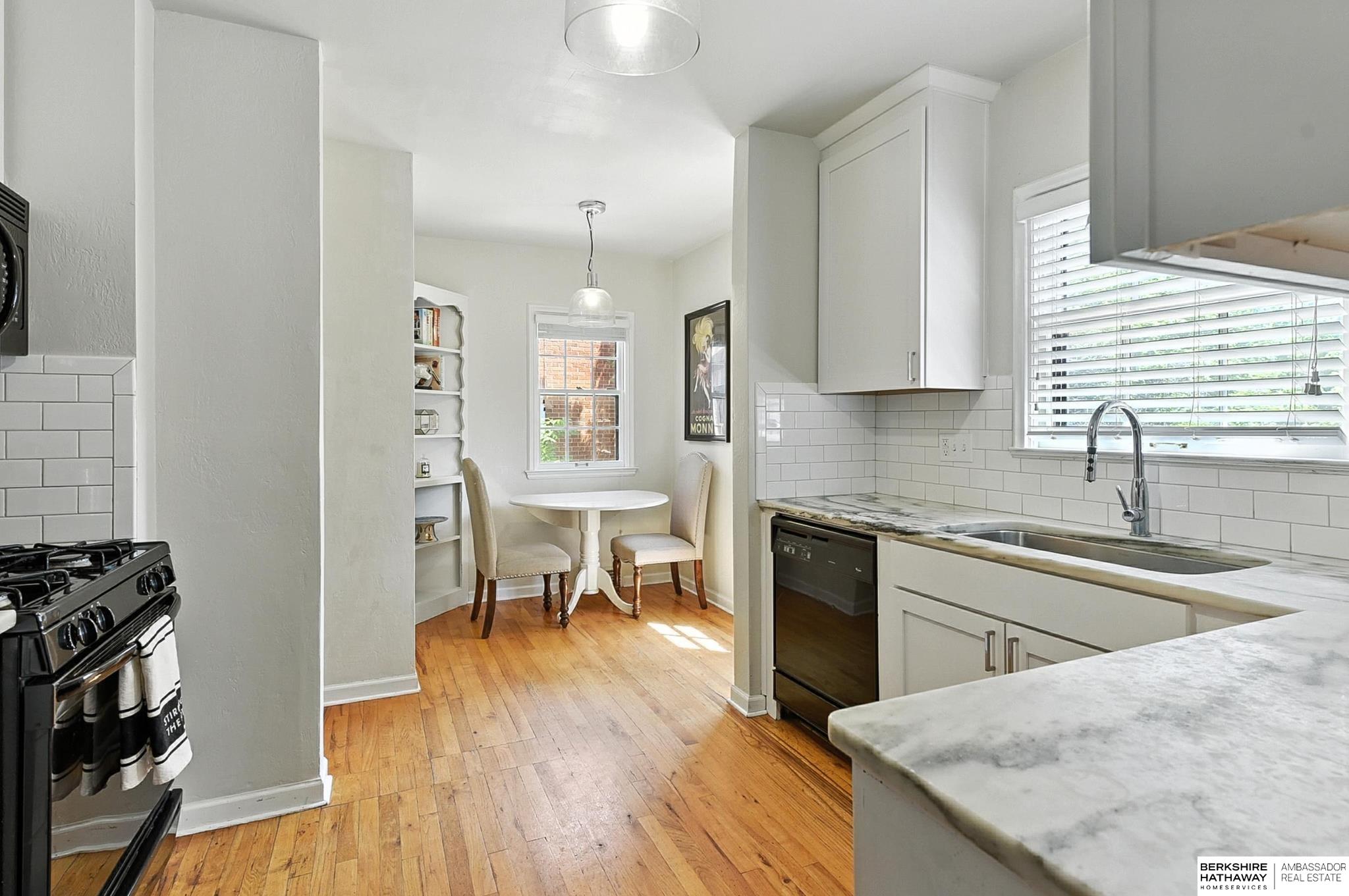 Omaha, Nebraska 68132, United States, 3 Bedrooms Bedrooms, ,2 BathroomsBathrooms,Residential,Pending,182905