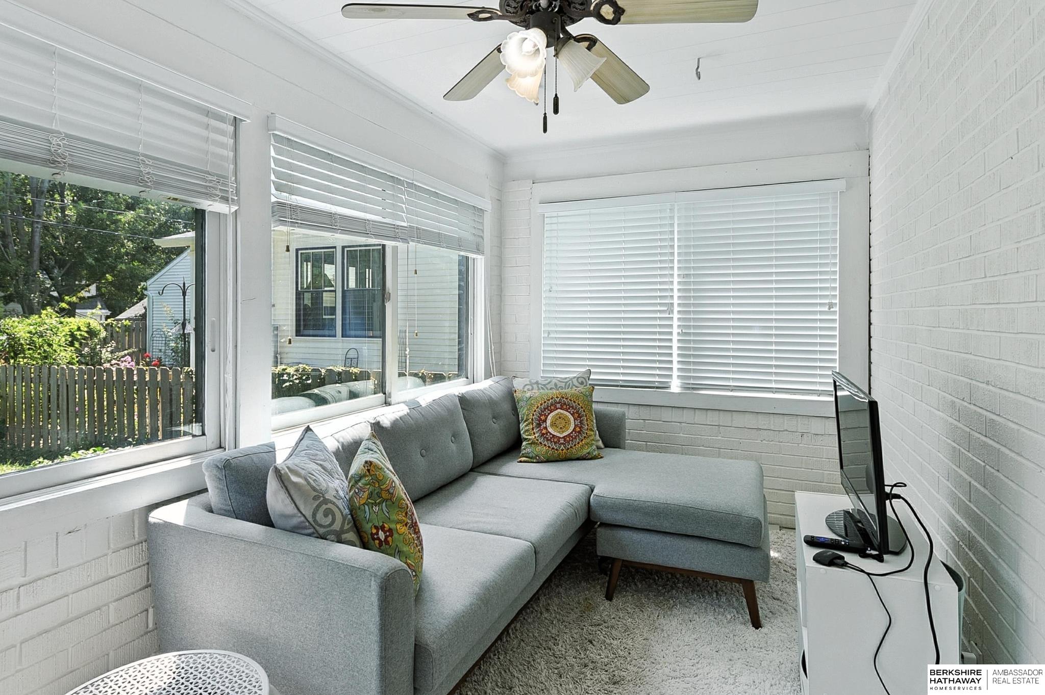 Omaha, Nebraska 68132, United States, 3 Bedrooms Bedrooms, ,2 BathroomsBathrooms,Residential,Pending,182905