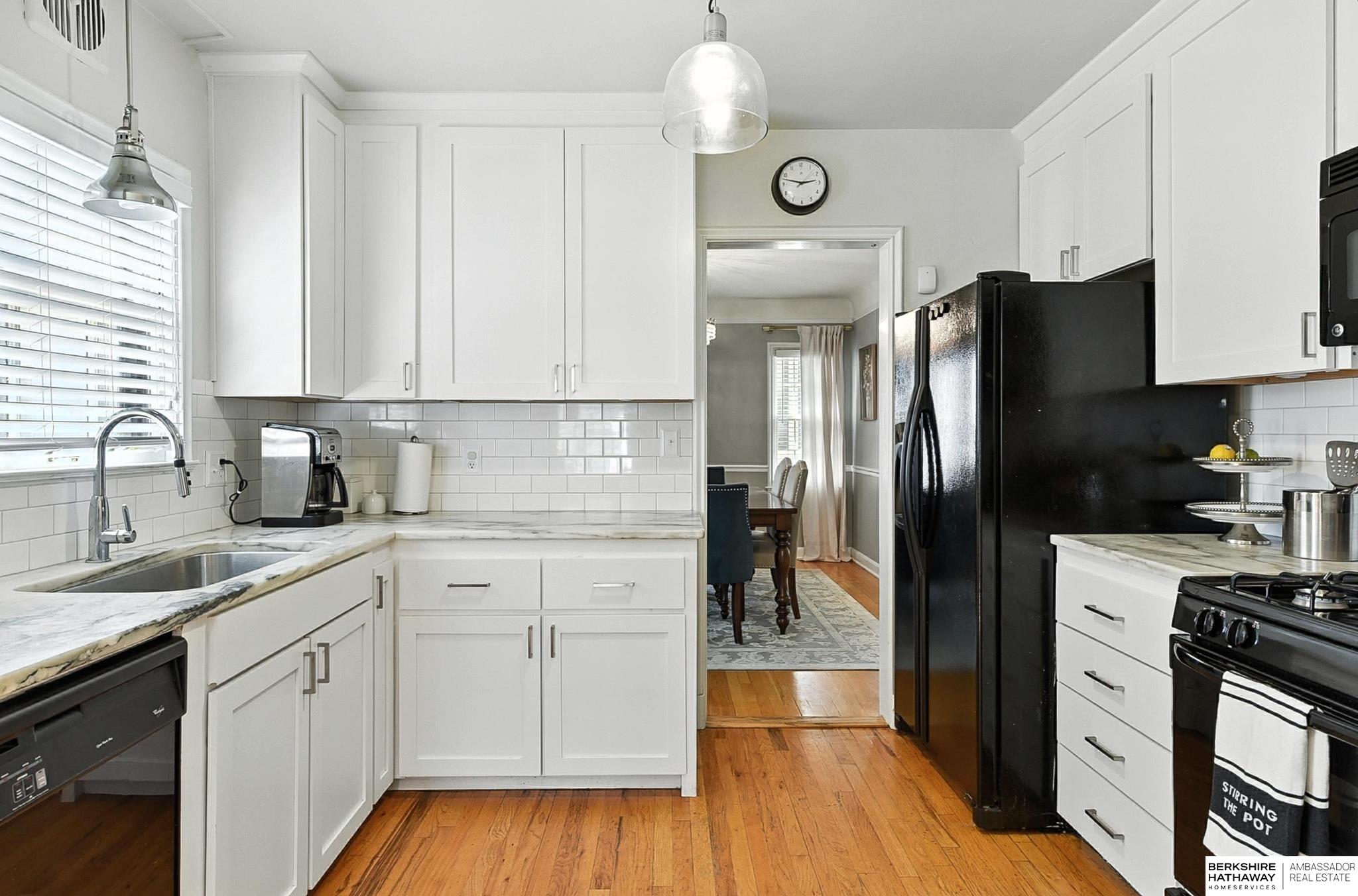 Omaha, Nebraska 68132, United States, 3 Bedrooms Bedrooms, ,2 BathroomsBathrooms,Residential,Pending,182905