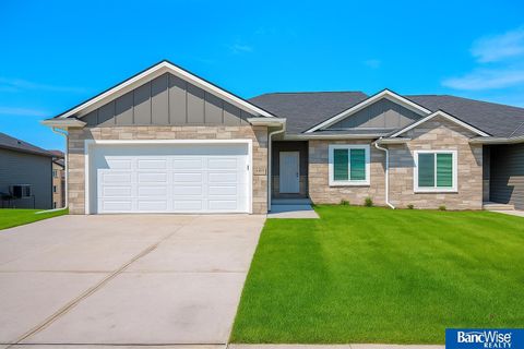 Photo of 8911 S 42Nd Street, Lincoln, NE 68516 (MLS # 22529373)