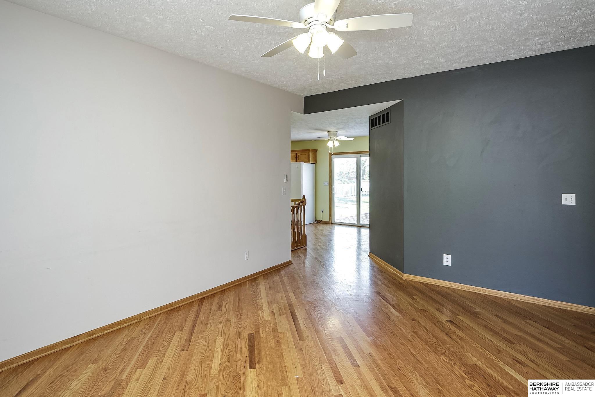 Gretna, Nebraska 68028, United States, 4 Bedrooms Bedrooms, ,3 BathroomsBathrooms,Residential,Active,187391