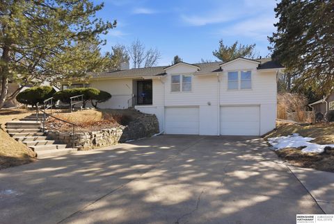 Photo of 6477 Cuming Street, Omaha, NE 68132 (MLS # 22614245)