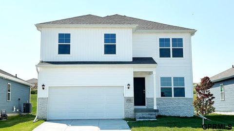 Photo of 5520 Fenwick Street, Bellevue, NE 68133 (MLS # 22610336)