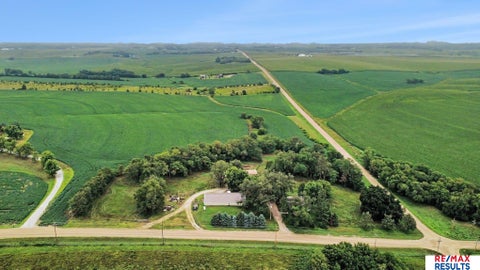 Photo of 702 County Road K, Yutan, NE 68073 (MLS # 22621363)