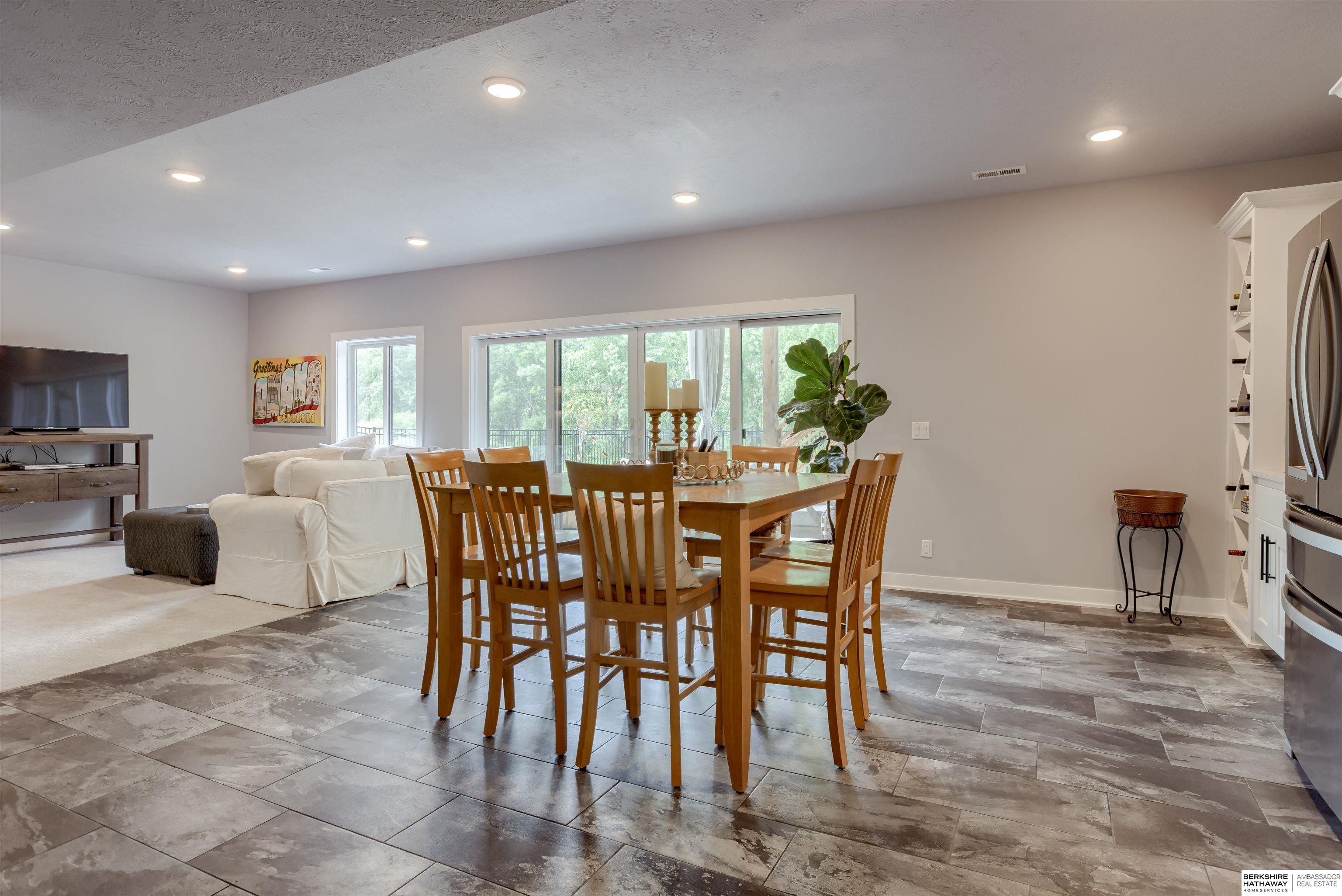 Omaha, Nebraska 68136, United States, 4 Bedrooms Bedrooms, ,3 BathroomsBathrooms,Residential,Active,146292