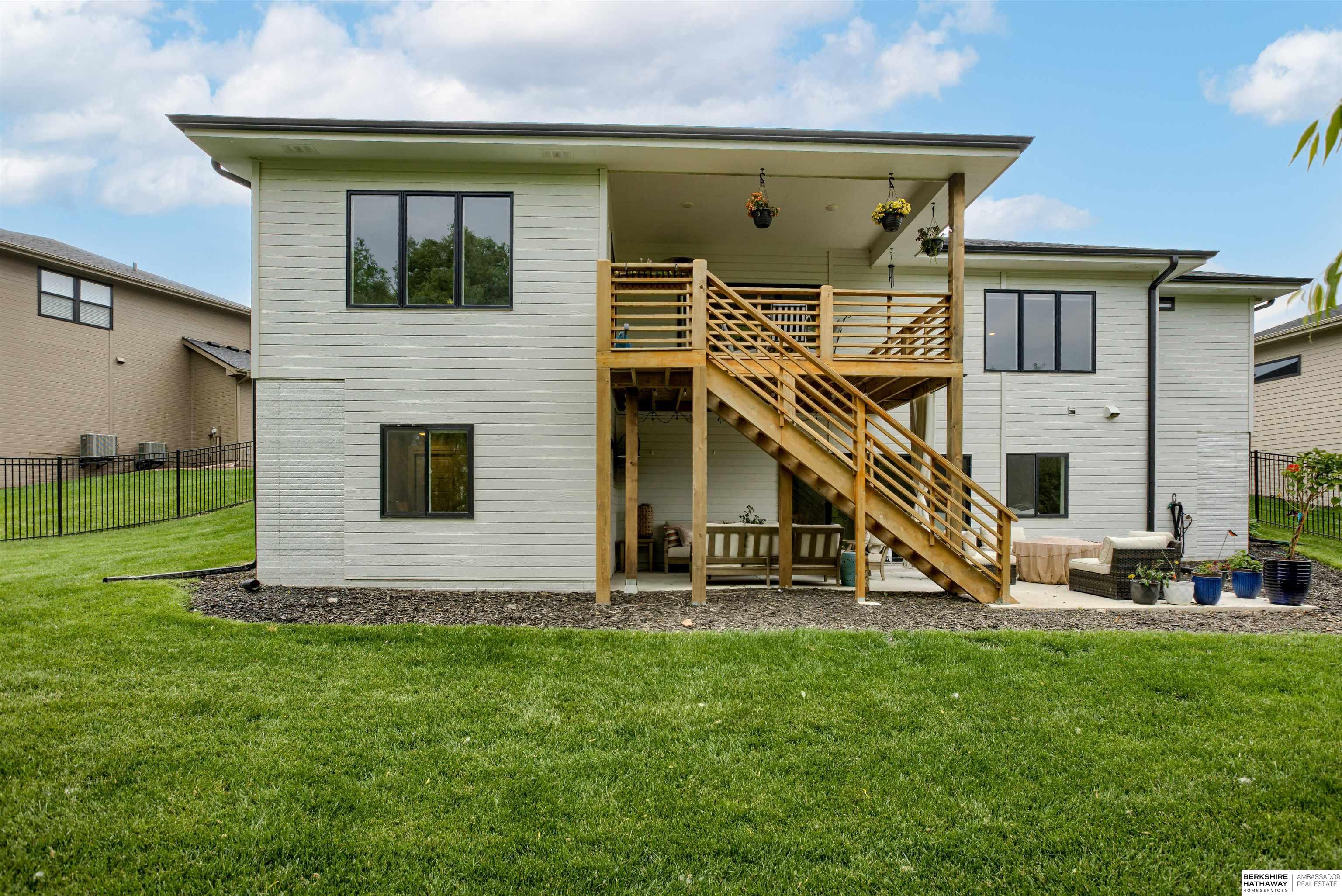 Omaha, Nebraska 68136, United States, 4 Bedrooms Bedrooms, ,3 BathroomsBathrooms,Residential,Active,146292