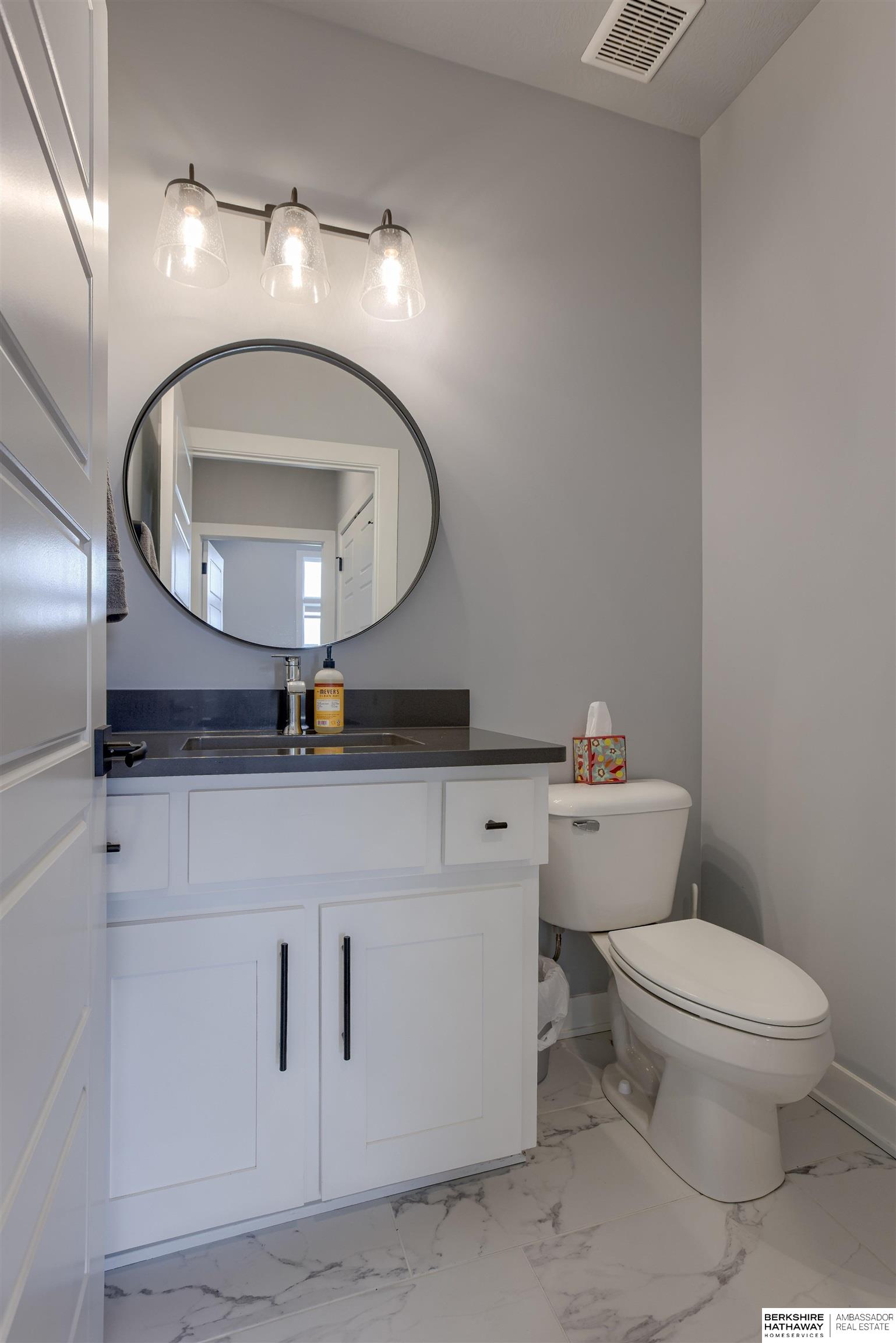 Omaha, Nebraska 68136, United States, 4 Bedrooms Bedrooms, ,3 BathroomsBathrooms,Residential,Active,146292