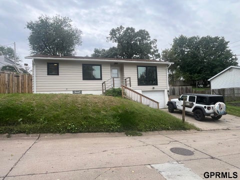 Photo of 711 5th Avenue, Plattsmouth, NE 68048 (MLS # 22628672)