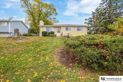 Photo of 4905 N 93rd Street, Omaha, NE 68134 (MLS # 22530249)