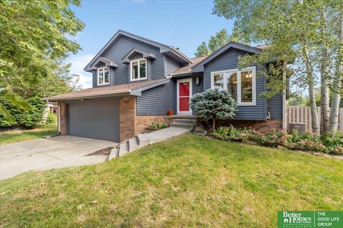 Photo of 2905 N 120th Avenue Circle, Omaha, NE 68164 (MLS # 22525670) Photo of 2905 N 120th Avenue Circle, Omaha, NE 68164 (MLS # 22525670)