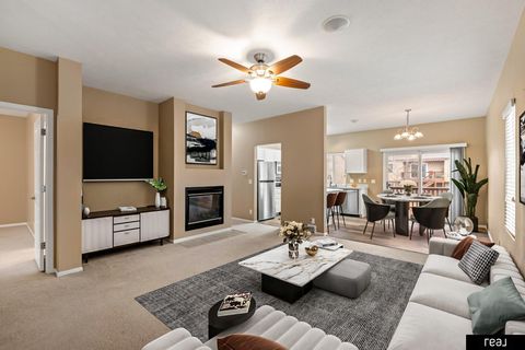 Photo of 1018 Gold Coast Road, Papillion, NE 68046 (MLS # 22600996)