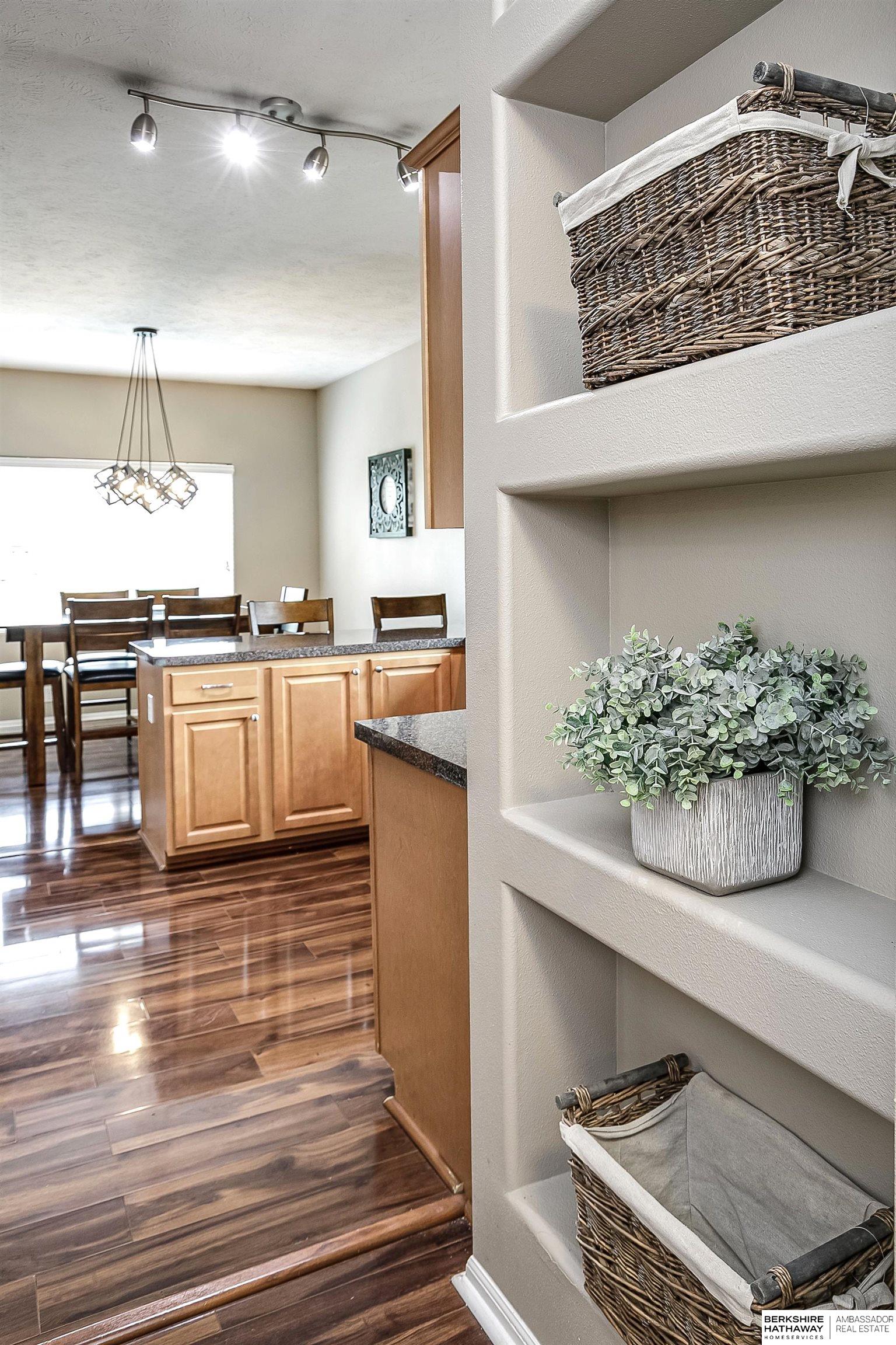 Omaha, Nebraska 68116, United States, 4 Bedrooms Bedrooms, ,3 BathroomsBathrooms,Residential,Active,178159