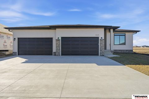 Photo of 10325 S 77th Street, Lincoln, NE 68526 (MLS # 22605538)