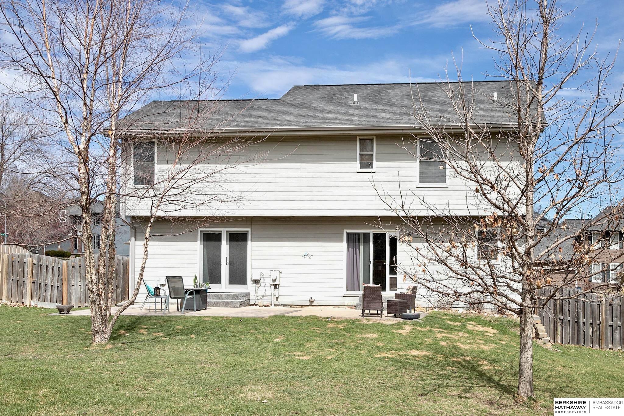 Omaha, Nebraska 68116, United States, 4 Bedrooms Bedrooms, ,2 BathroomsBathrooms,Residential,Pending,101241