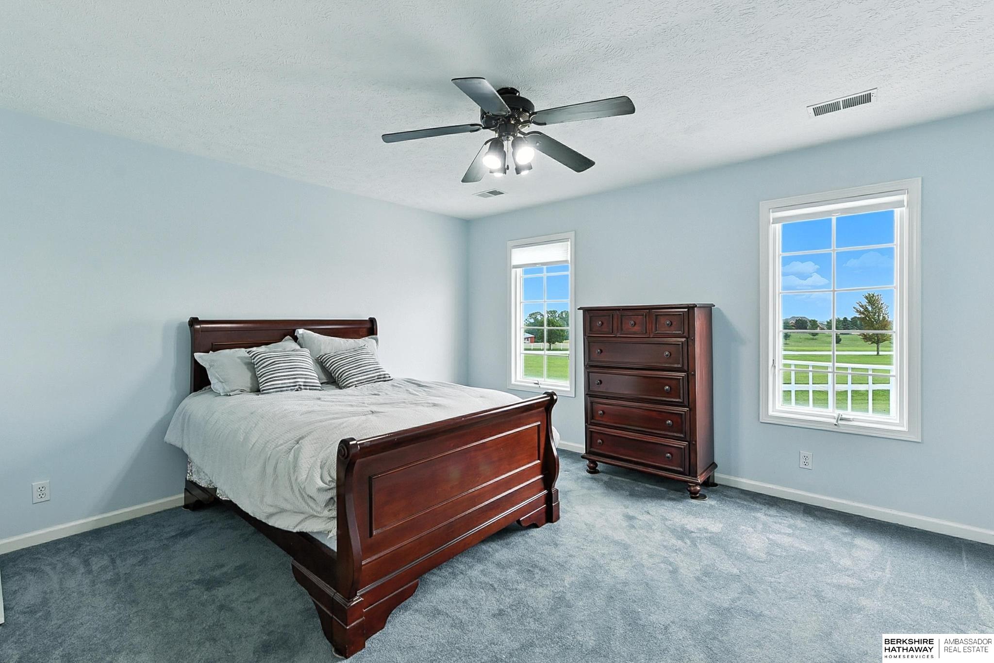 Bennington, Nebraska 68007, United States, 6 Bedrooms Bedrooms, ,4 BathroomsBathrooms,Residential,Pending,180952