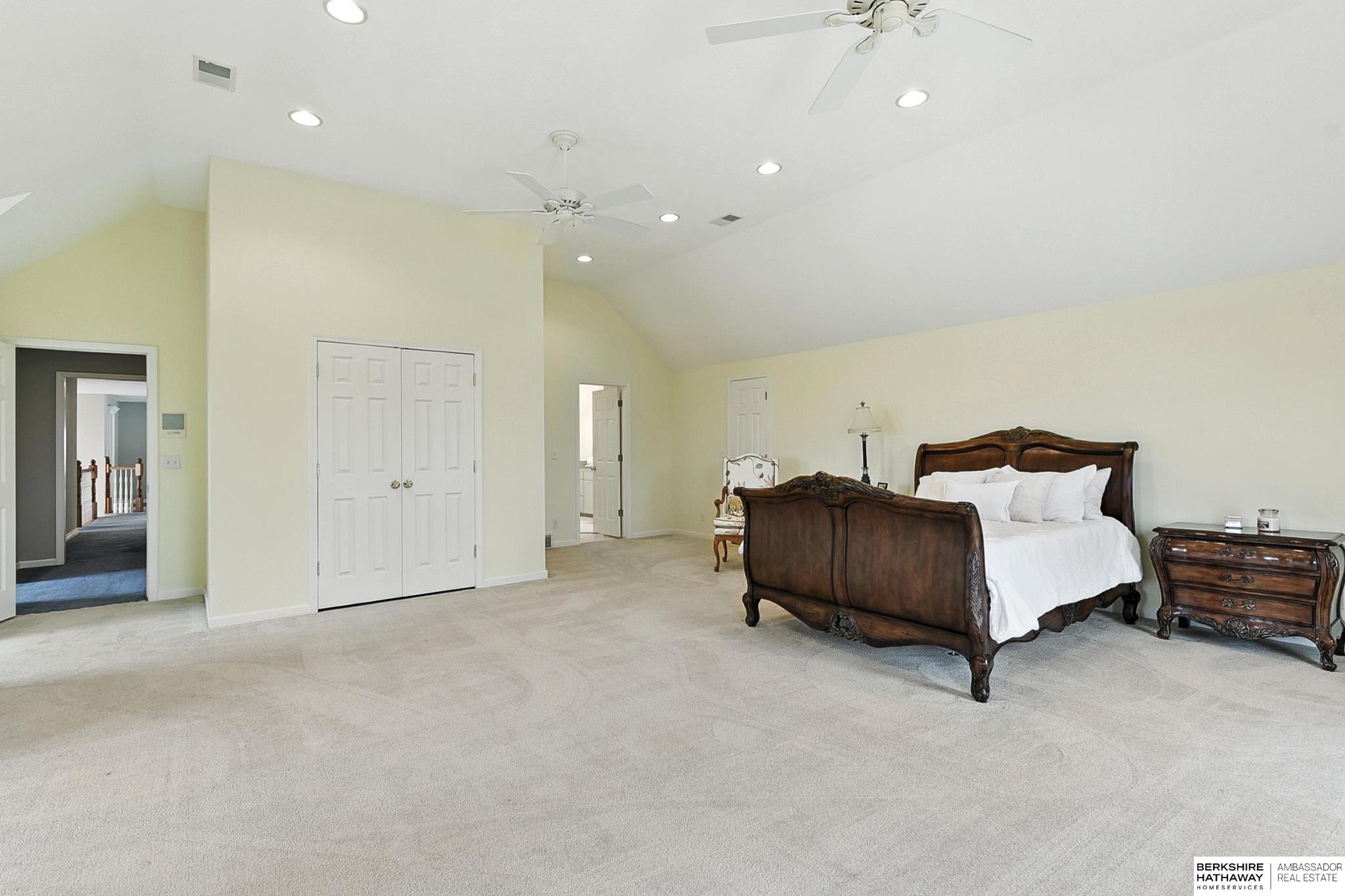 Bennington, Nebraska 68007, United States, 6 Bedrooms Bedrooms, ,4 BathroomsBathrooms,Residential,Pending,180952