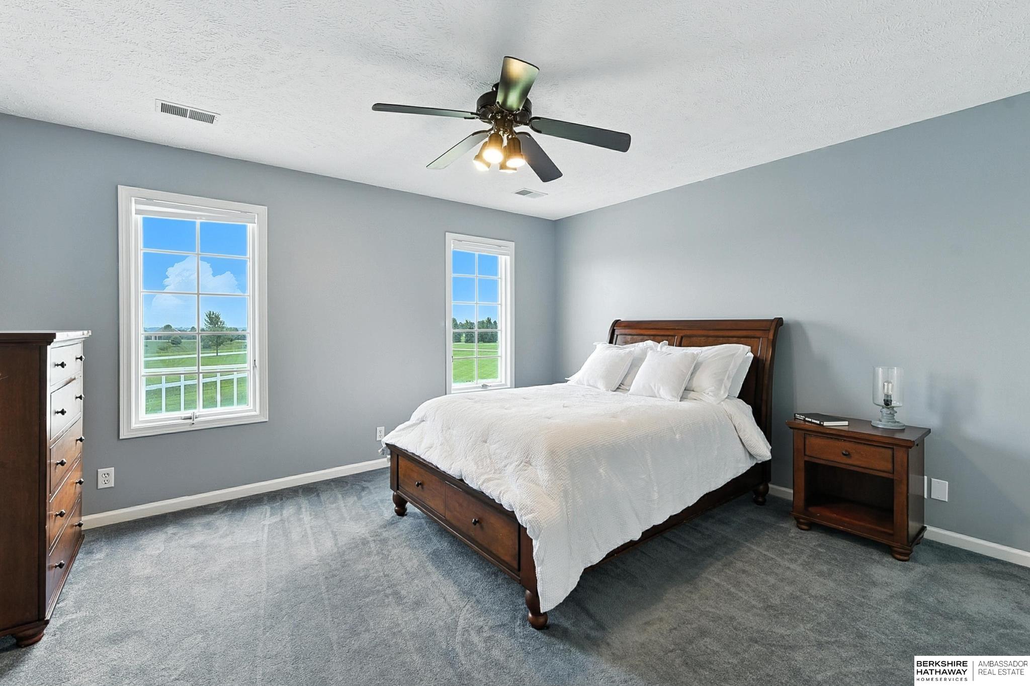 Bennington, Nebraska 68007, United States, 6 Bedrooms Bedrooms, ,4 BathroomsBathrooms,Residential,Pending,180952