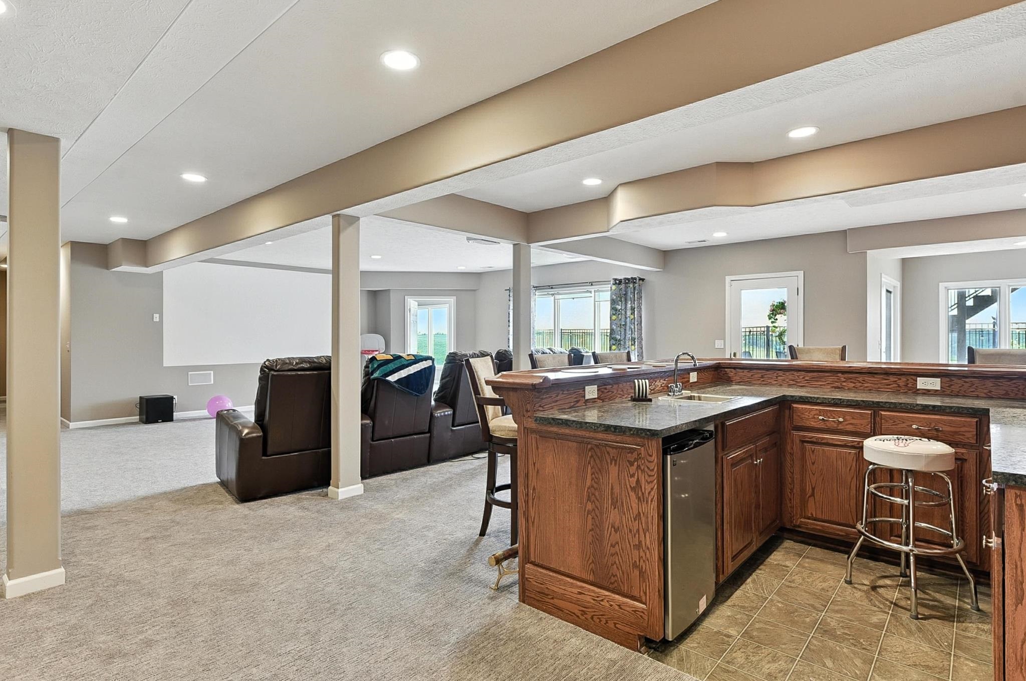 Bennington, Nebraska 68007, United States, 6 Bedrooms Bedrooms, ,4 BathroomsBathrooms,Residential,Pending,180952