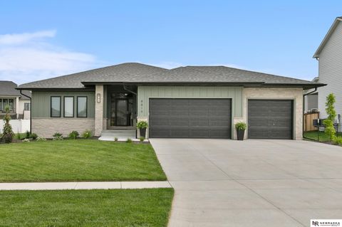 Photo of 8819 Appaloosa Lane, Lincoln, NE 68520 (MLS # 22600726)
