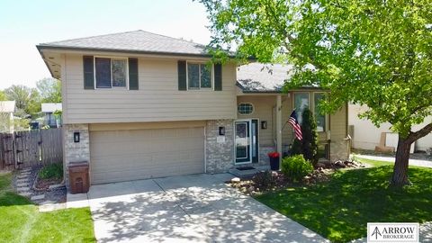 Photo of 2220 SW 17 Street, Lincoln, NE 68522 (MLS # 22612447)