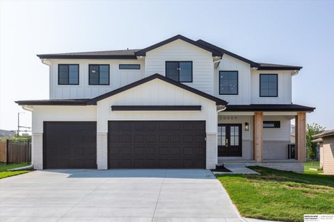 Photo of 21408 Taylor Street, Elkhorn, NE 68022 (MLS # 22533368)