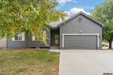 Photo of 18756 N Street, Omaha, NE 68135 (MLS # 22530844)