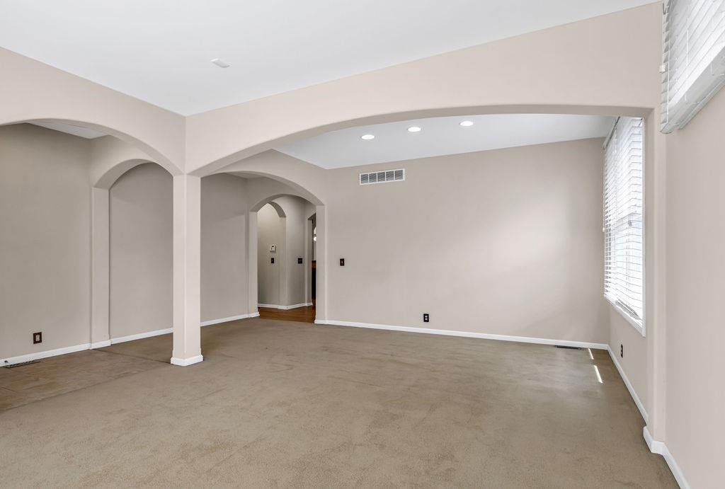 Elkhorn, Nebraska 68022, United States, 4 Bedrooms Bedrooms, ,3 BathroomsBathrooms,Residential,Active,179945