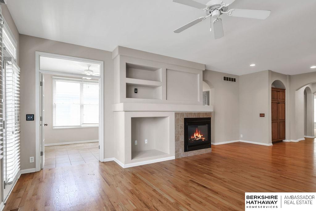 Elkhorn, Nebraska 68022, United States, 4 Bedrooms Bedrooms, ,3 BathroomsBathrooms,Residential,Active,179945