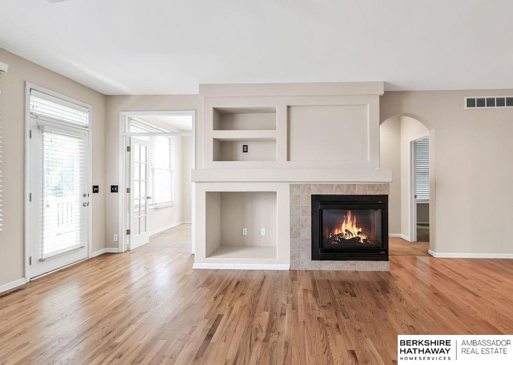 Elkhorn, Nebraska 68022, United States, 4 Bedrooms Bedrooms, ,3 BathroomsBathrooms,Residential,Active,179945