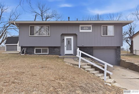 Photo of 7107 S 78th Street, La Vista, NE 68128 (MLS # 22603234)