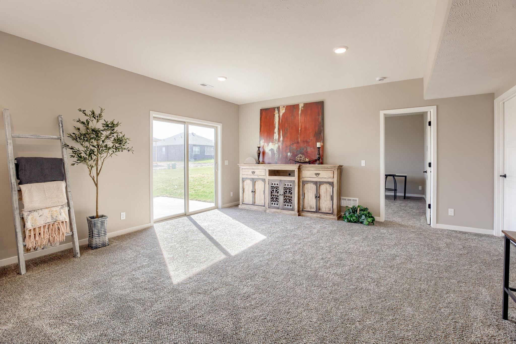 Omaha, Nebraska 68116, United States, 4 Bedrooms Bedrooms, ,3 BathroomsBathrooms,Residential,Active,175397