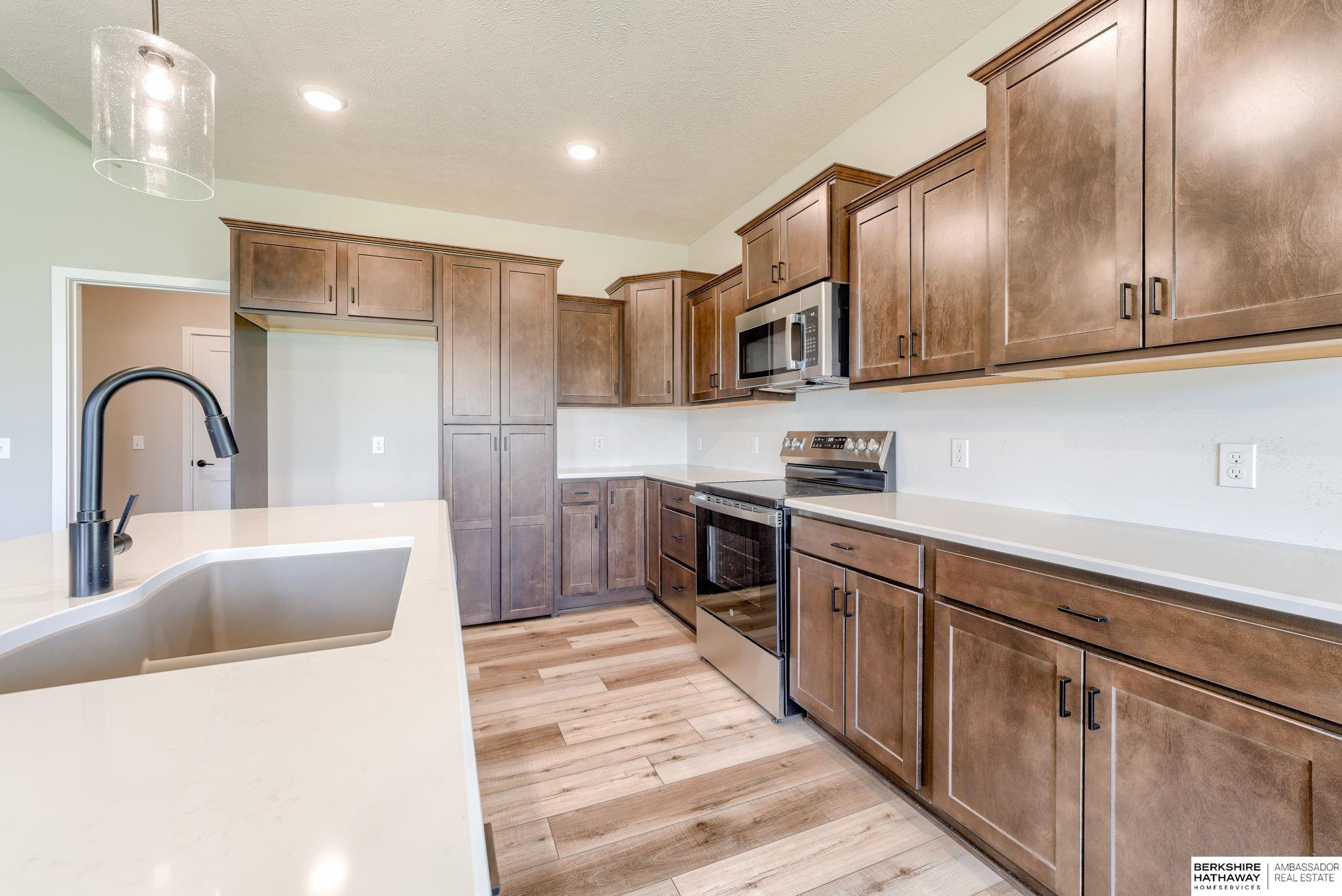 Omaha, Nebraska 68116, United States, 4 Bedrooms Bedrooms, ,3 BathroomsBathrooms,Residential,Active,175397