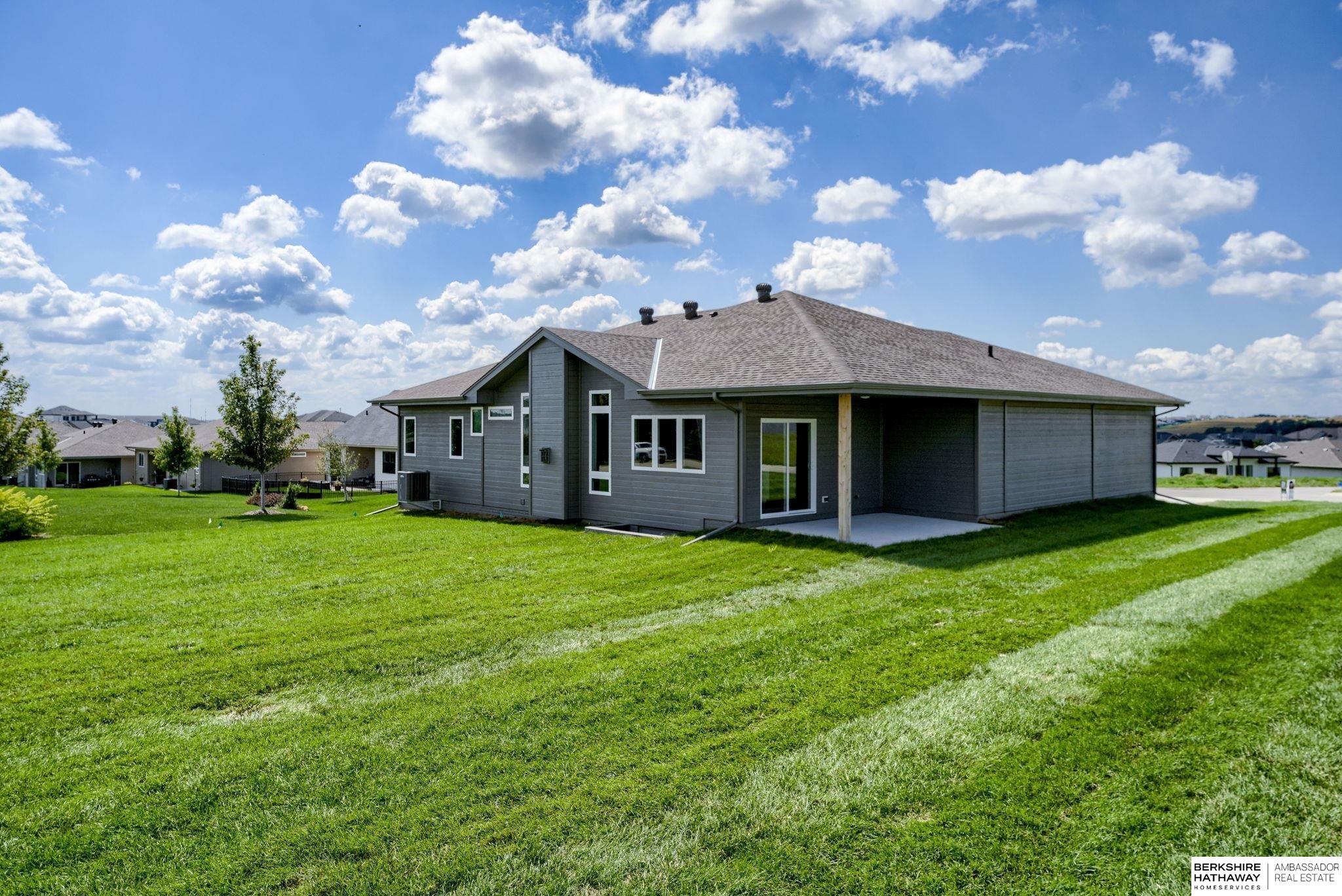 Omaha, Nebraska 68116, United States, 4 Bedrooms Bedrooms, ,3 BathroomsBathrooms,Residential,Active,175397