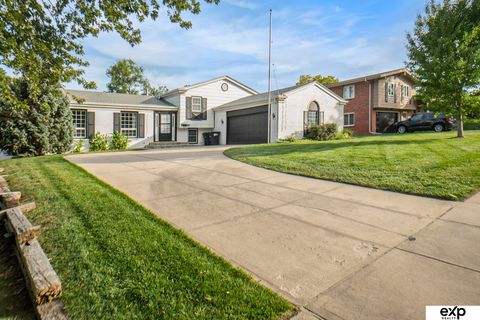 Photo of 1615 S 136th Street, Omaha, NE 68144 (MLS # 22526068) Photo of 1615 S 136th Street, Omaha, NE 68144 (MLS # 22526068)