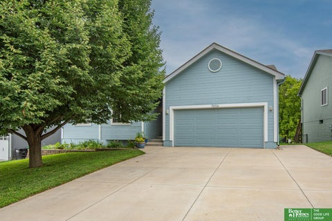 Photo of 15106 Fowler Avenue, Omaha, NE 68116 (MLS # 22617978)