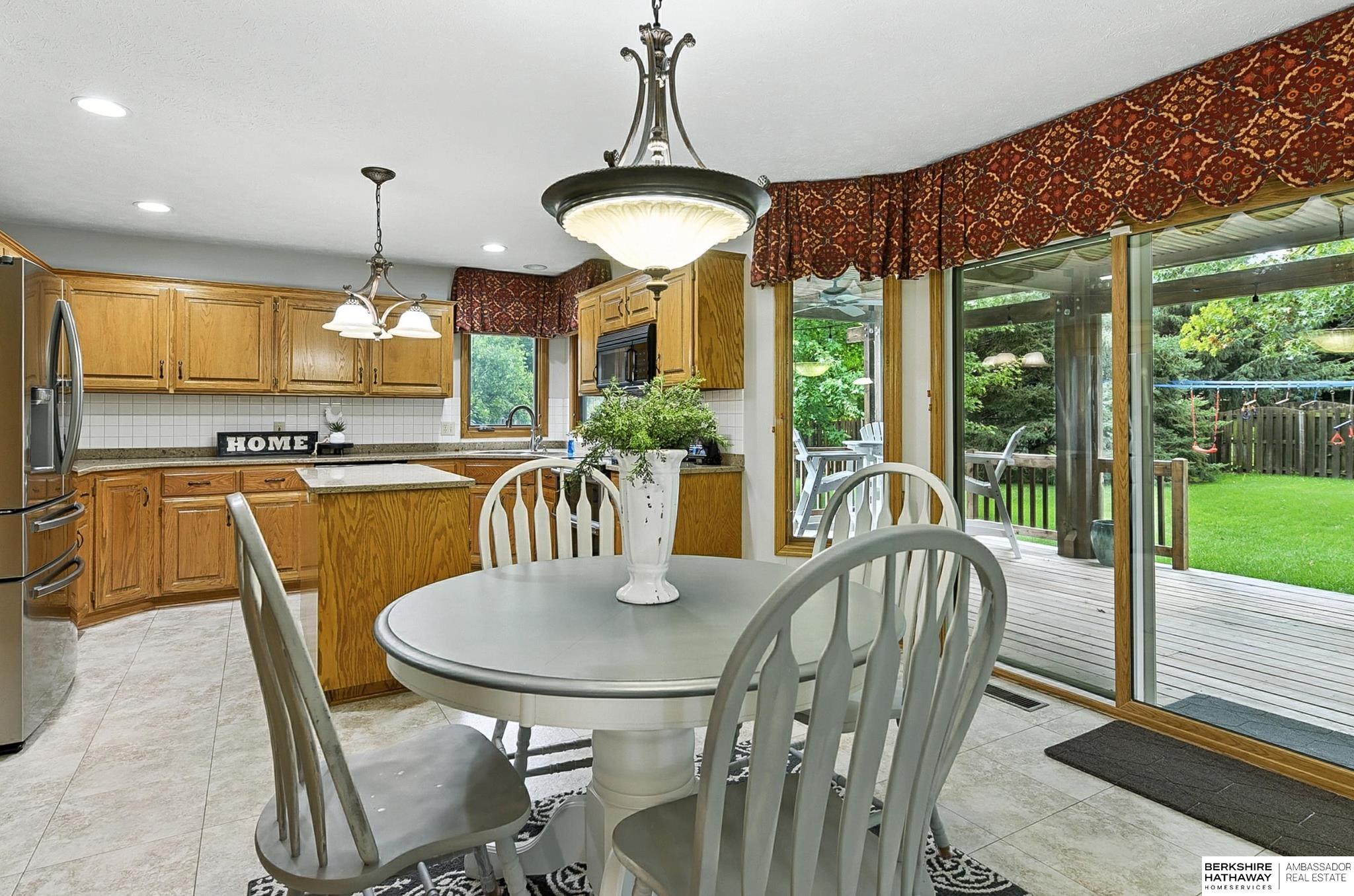 Omaha, Nebraska 68164, United States, 4 Bedrooms Bedrooms, ,2 BathroomsBathrooms,Residential,Active,179236