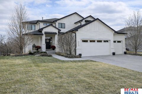 Photo of 2313 S 220 Circle, Elkhorn, NE 68022 (MLS # 22600096)