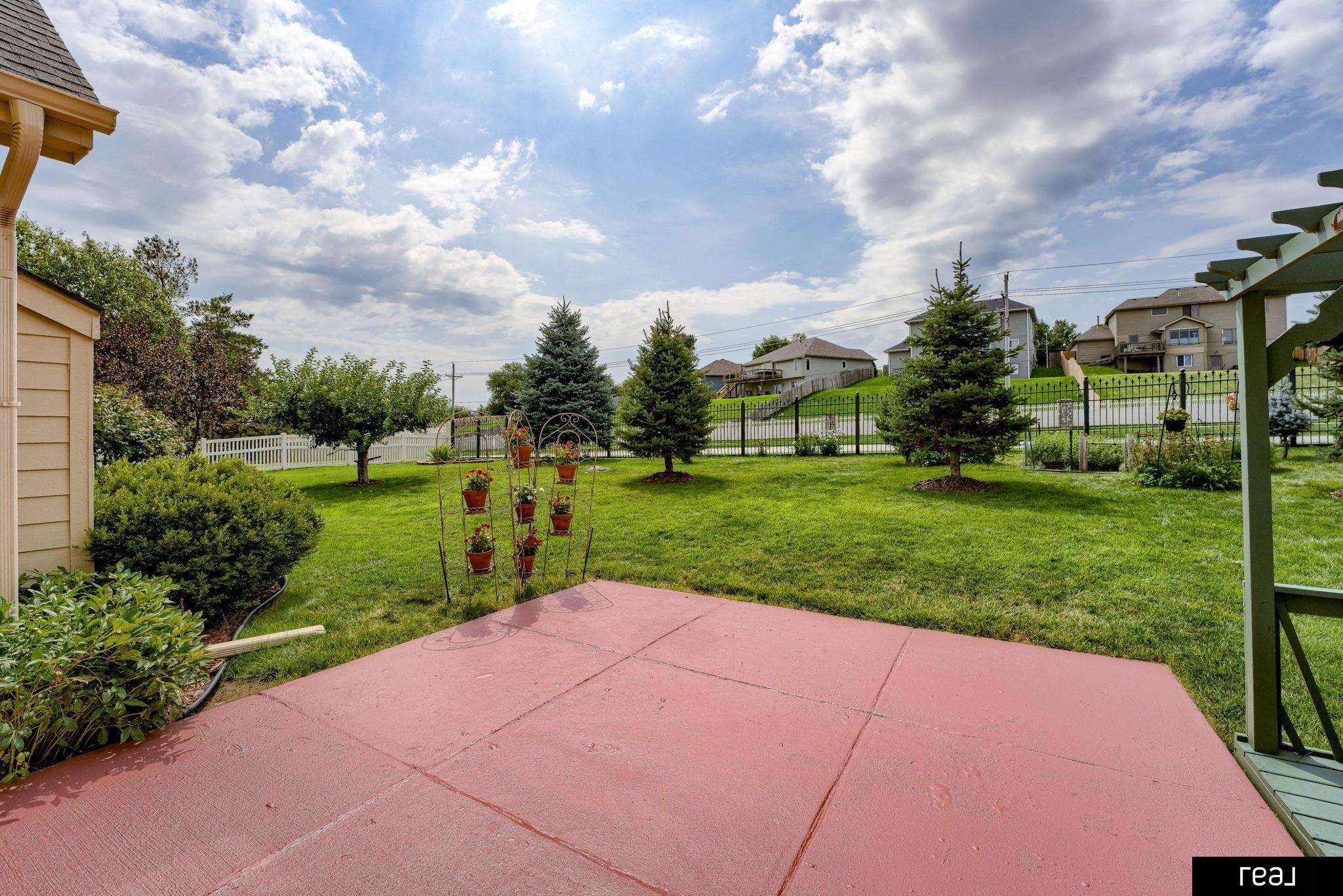 Bennington, Nebraska 68007, United States, 5 Bedrooms Bedrooms, ,3 BathroomsBathrooms,Residential,Active,228324