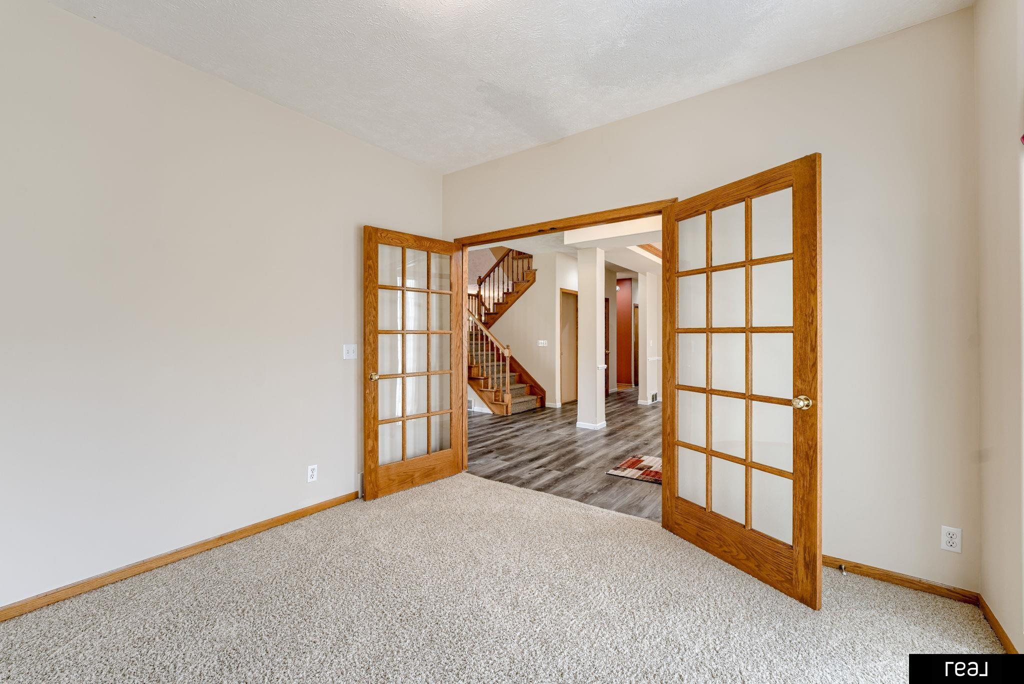 Bennington, Nebraska 68007, United States, 5 Bedrooms Bedrooms, ,3 BathroomsBathrooms,Residential,Active,228324