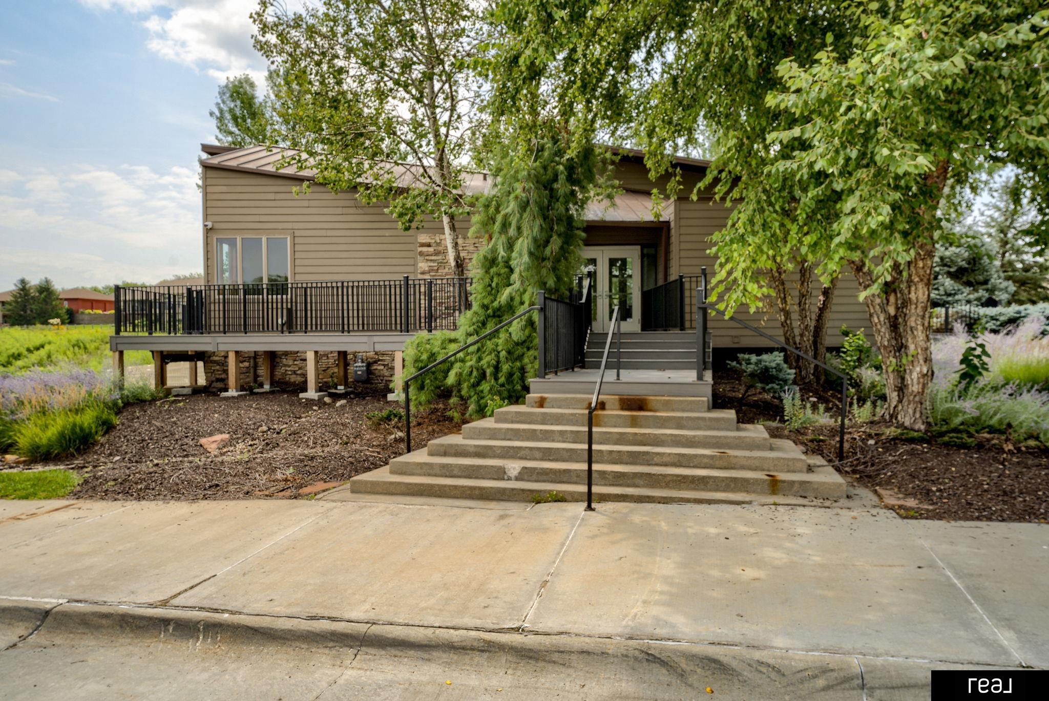 Bennington, Nebraska 68007, United States, 5 Bedrooms Bedrooms, ,3 BathroomsBathrooms,Residential,Active,228324