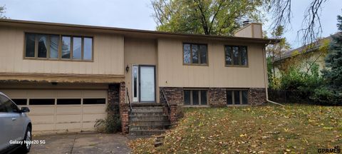 Photo of 7624 Wirt Street, Omaha, NE 68134 (MLS # 22531633)