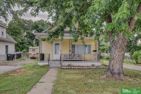 Photo of 2414 Larimore Avenue, Omaha, NE 68111 (MLS # 22619690)