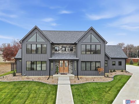 Photo of 4727 Lambert Place, Columbus, NE 68601 (MLS # 22533750)