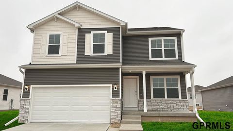 Photo of 8813 S 185th Street, Gretna, NE 68136 (MLS # 22529138)