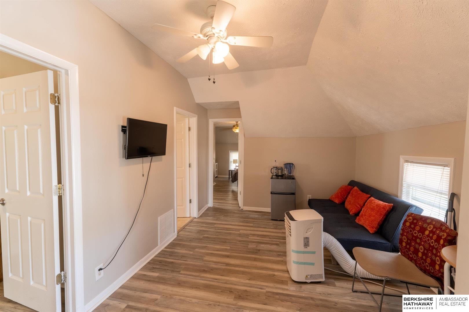 Omaha, Nebraska 68131, United States, 6 Bedrooms Bedrooms, ,4 BathroomsBathrooms,Residential,Active,116460