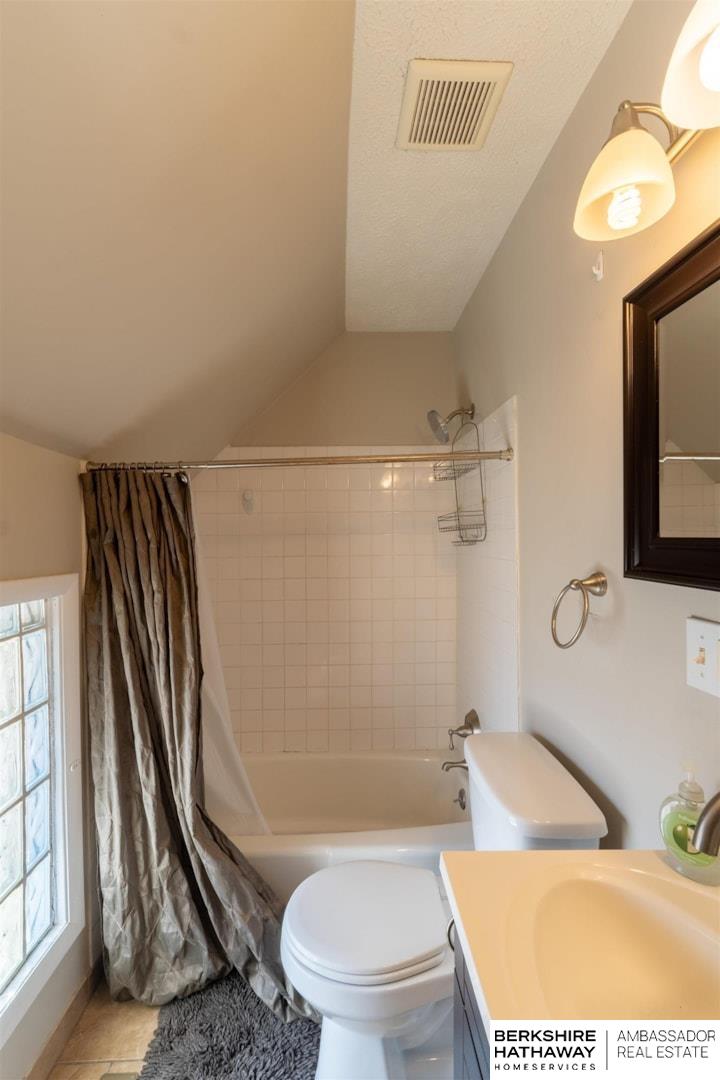 Omaha, Nebraska 68131, United States, 6 Bedrooms Bedrooms, ,4 BathroomsBathrooms,Residential,Active,116460